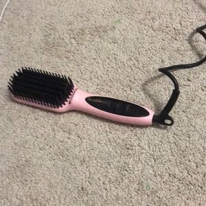 Straightening hair brush